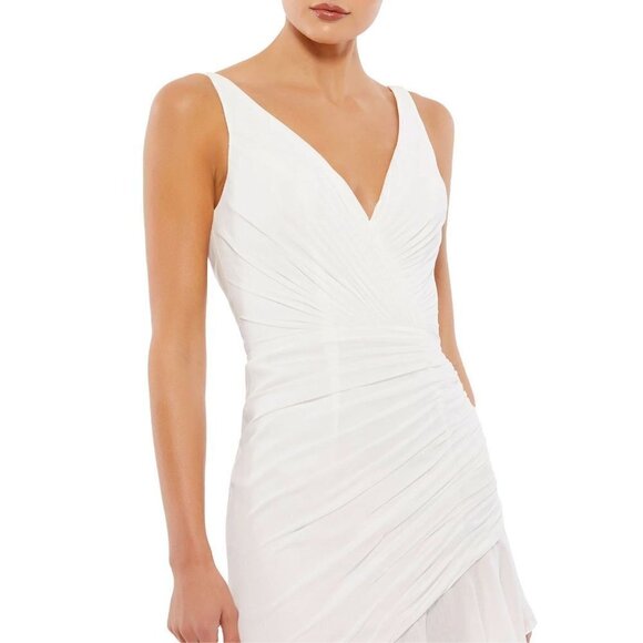 Mac Duggal Sleeveless Asymmetrical Hem Gown White Womens Size 2 - Picture 2 of 10